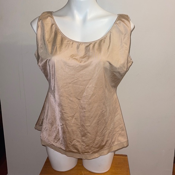 SPANX Other - Spanx ladies beige Slimplicity tank top/cami Shapewear. Size 3X.